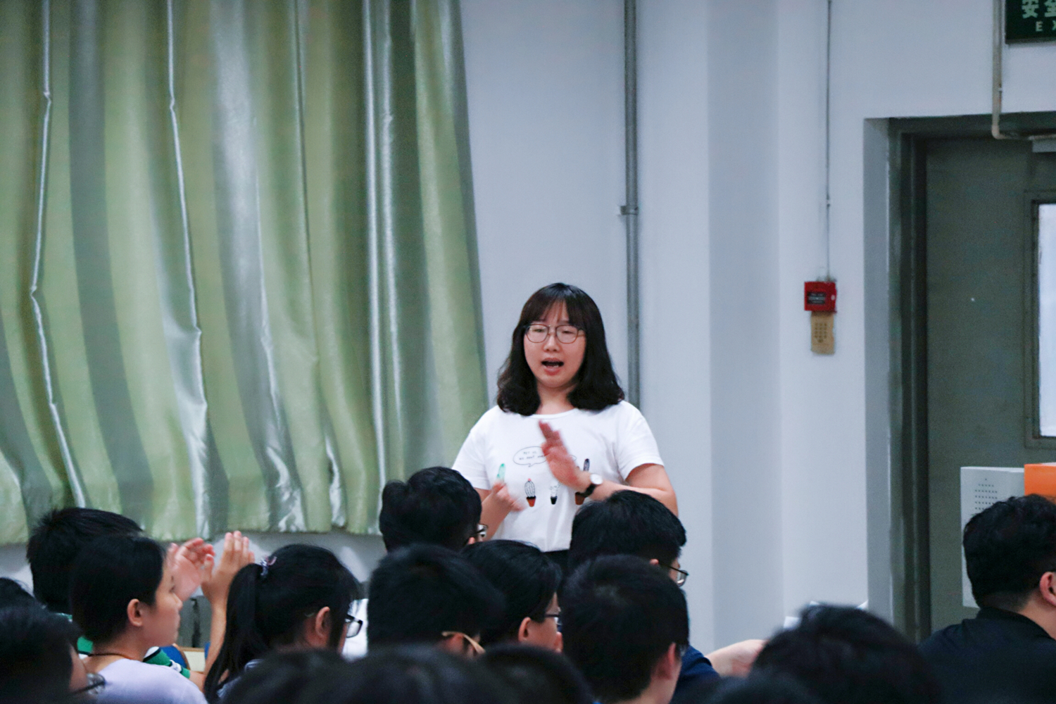 崇尚实践、知行并重,青春的汗水永远在路上——william威廉英国召